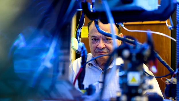 Dr Eugene Smotkin, A3 Global Science Advisor and Professor at Northeastern University, conducting research in his battery lab.